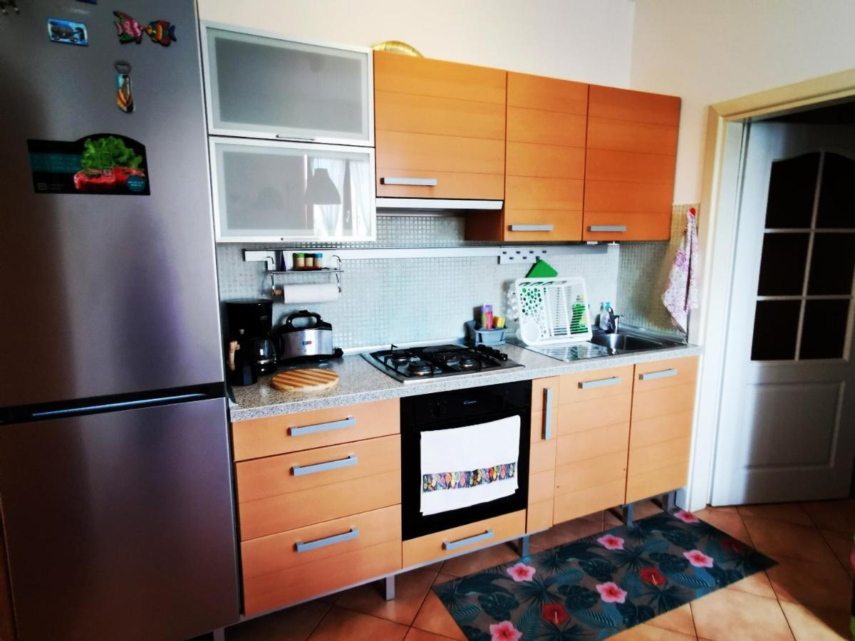 Santa Eufemia Rovinj 10Min Walk To City & Free Garage Parking Apartment Luaran gambar